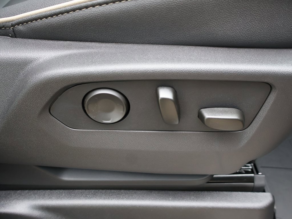 New 2025 Chevrolet Suburban Premier w/ Sun And Tow Package image 46