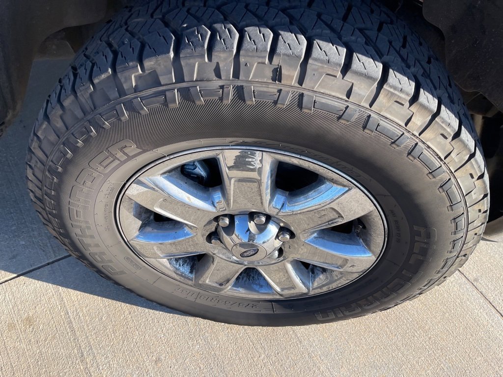 Used 2013 Ford F150 XLT w/ XLT Chrome Pkg image 6