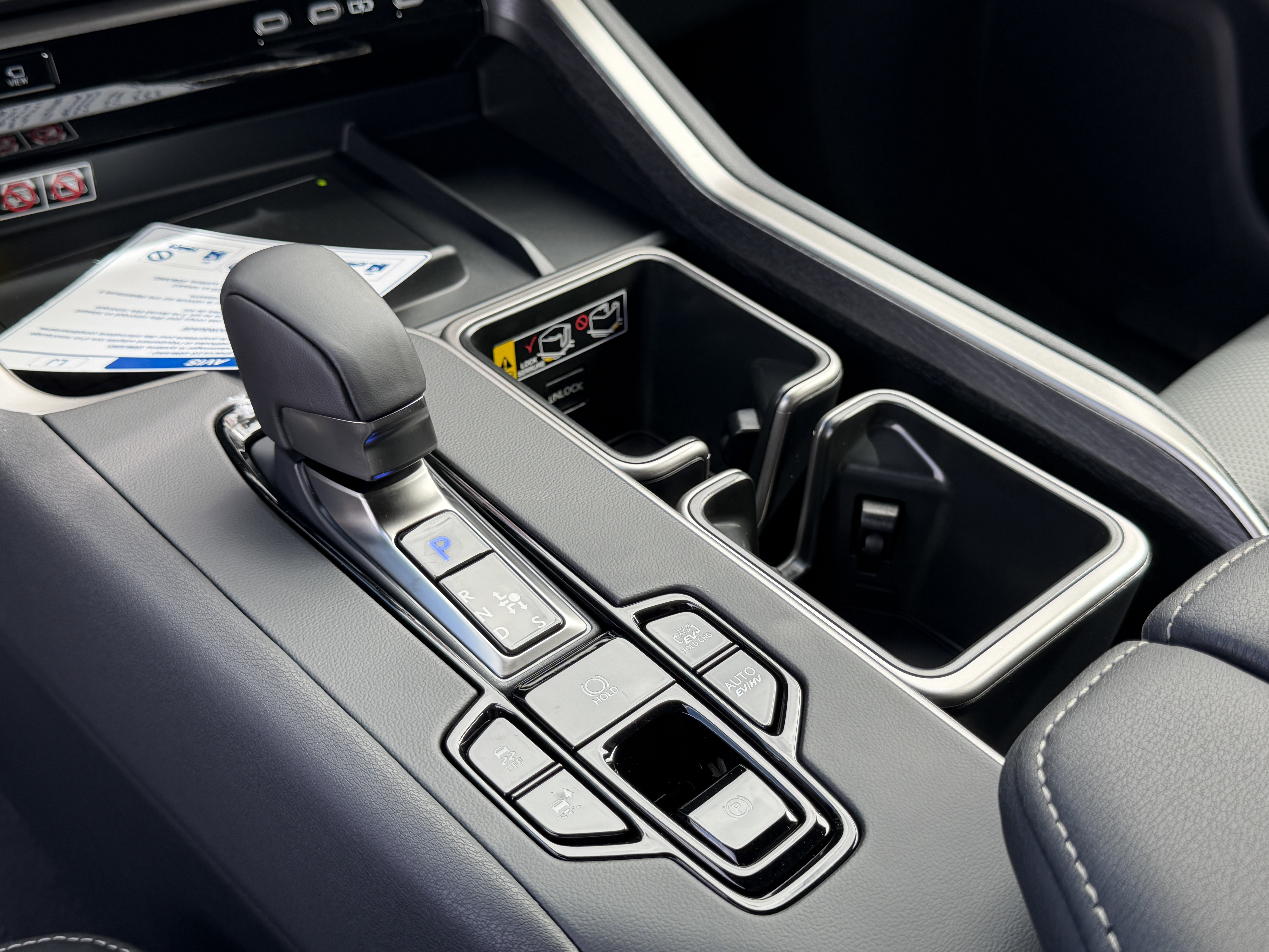 New 2026 Lexus TX 550h AWD Plug-In Hybrid image 22