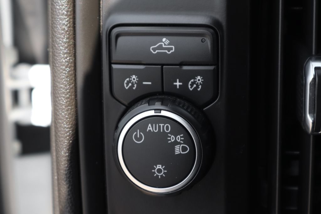 Used 2023 Chevrolet Silverado 1500 Custom w/ LPO, Dark Essentials Package RWD image 24