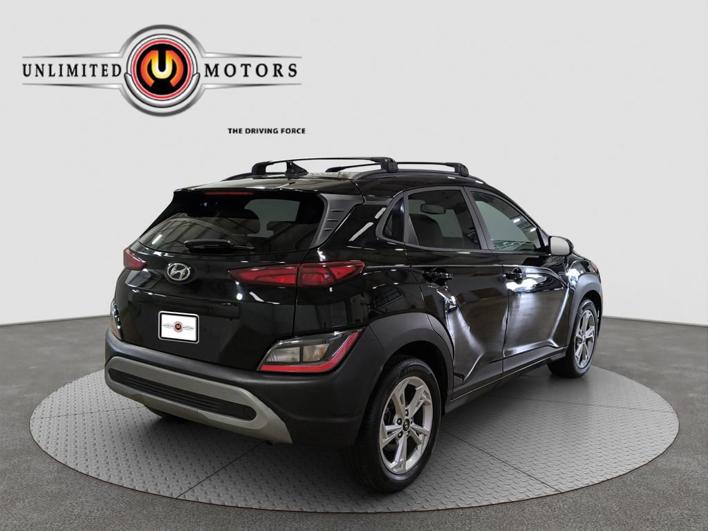 Used 2023 Hyundai Kona SEL AWD/4WD image 2