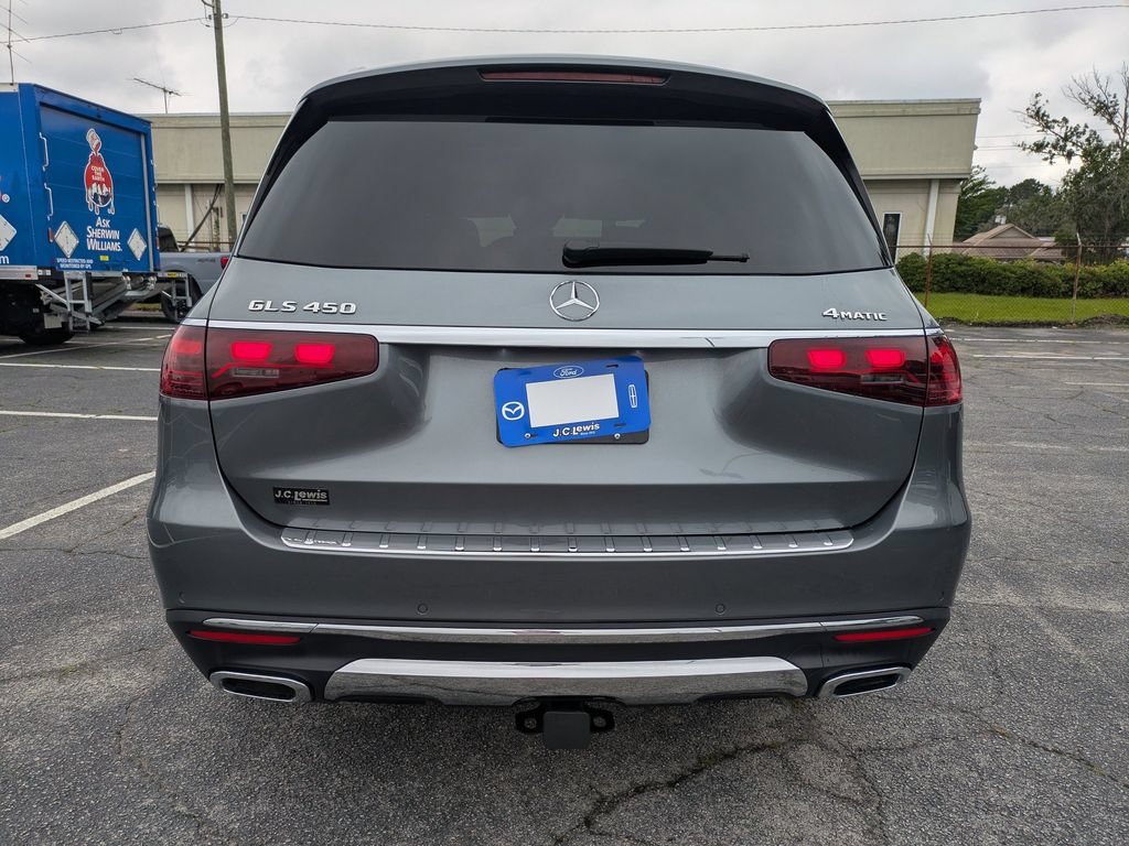 Used 2025 Mercedes-Benz GLS 450 4MATIC image 5