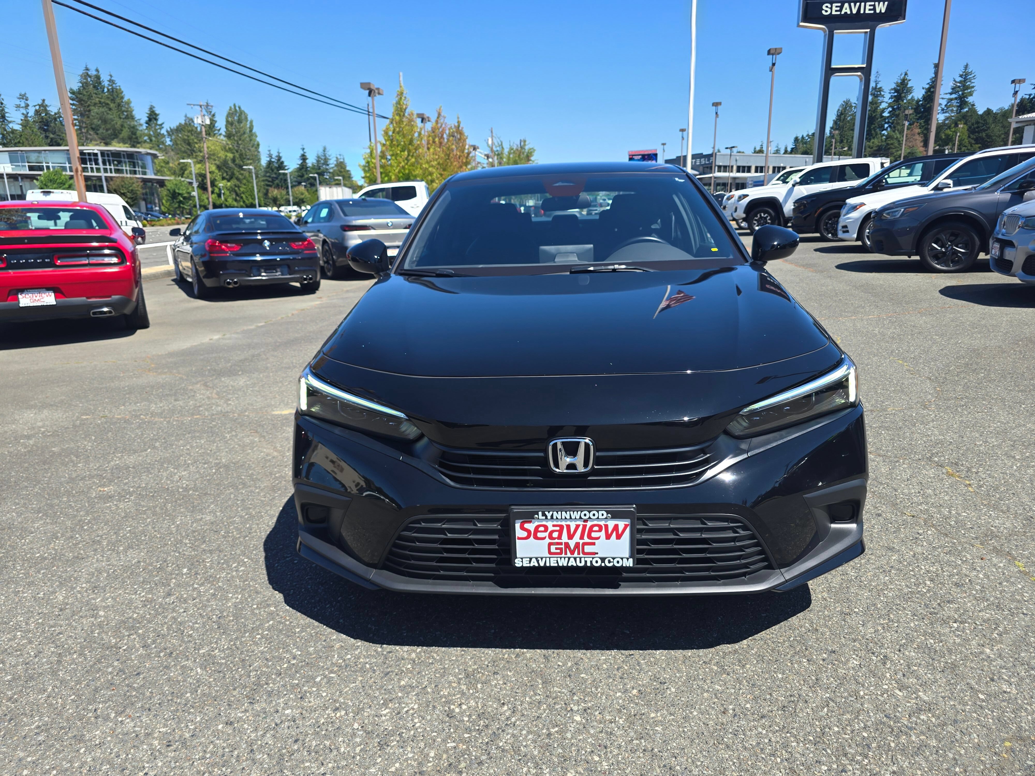 Used 2022 Honda Civic Sport image 2