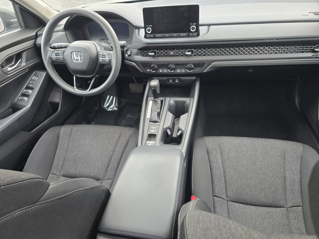 Certified 2025 Honda Accord SE image 22