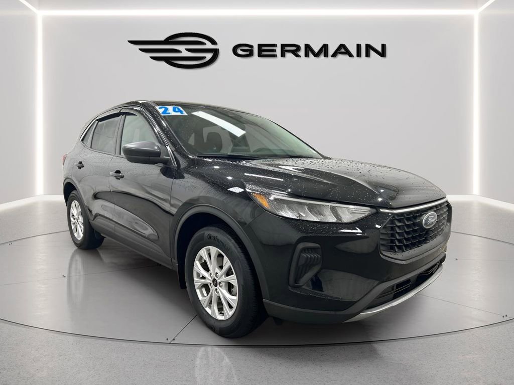 Certified 2024 Ford Escape Active image 1
