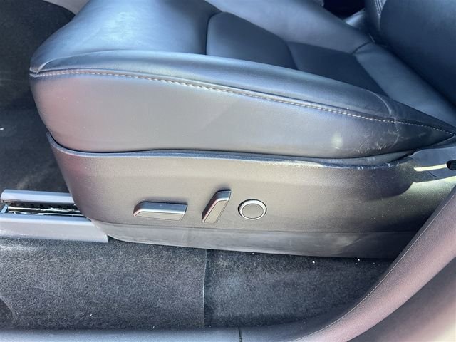 Used 2021 Tesla Model Y Long Range image 16