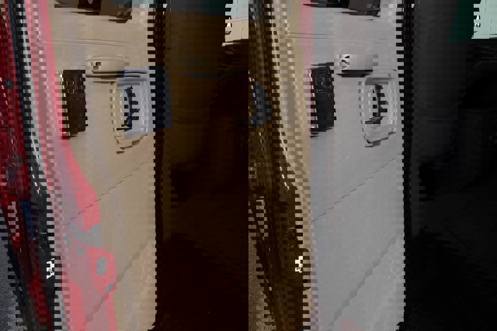 Used 2007 Chevrolet Express 1500 w/ Preferred Equipment Group image 20