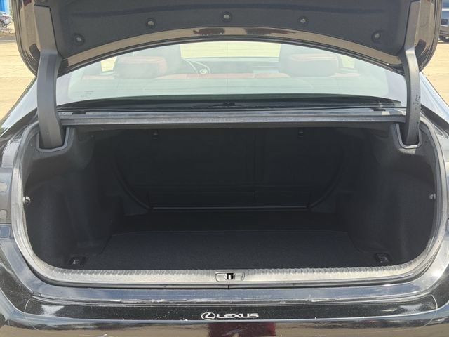 Used 2016 Lexus RC 350 RWD image 33