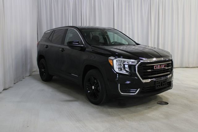 Used 2022 GMC Terrain SLE image 23