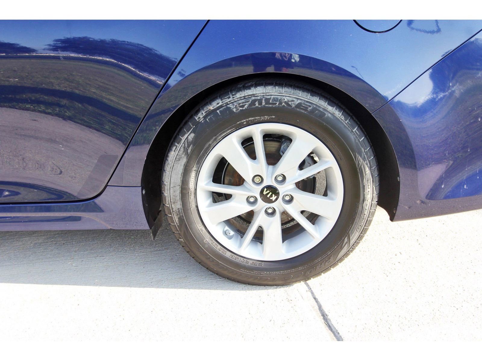 Used 2018 Kia Optima LX FWD image 29