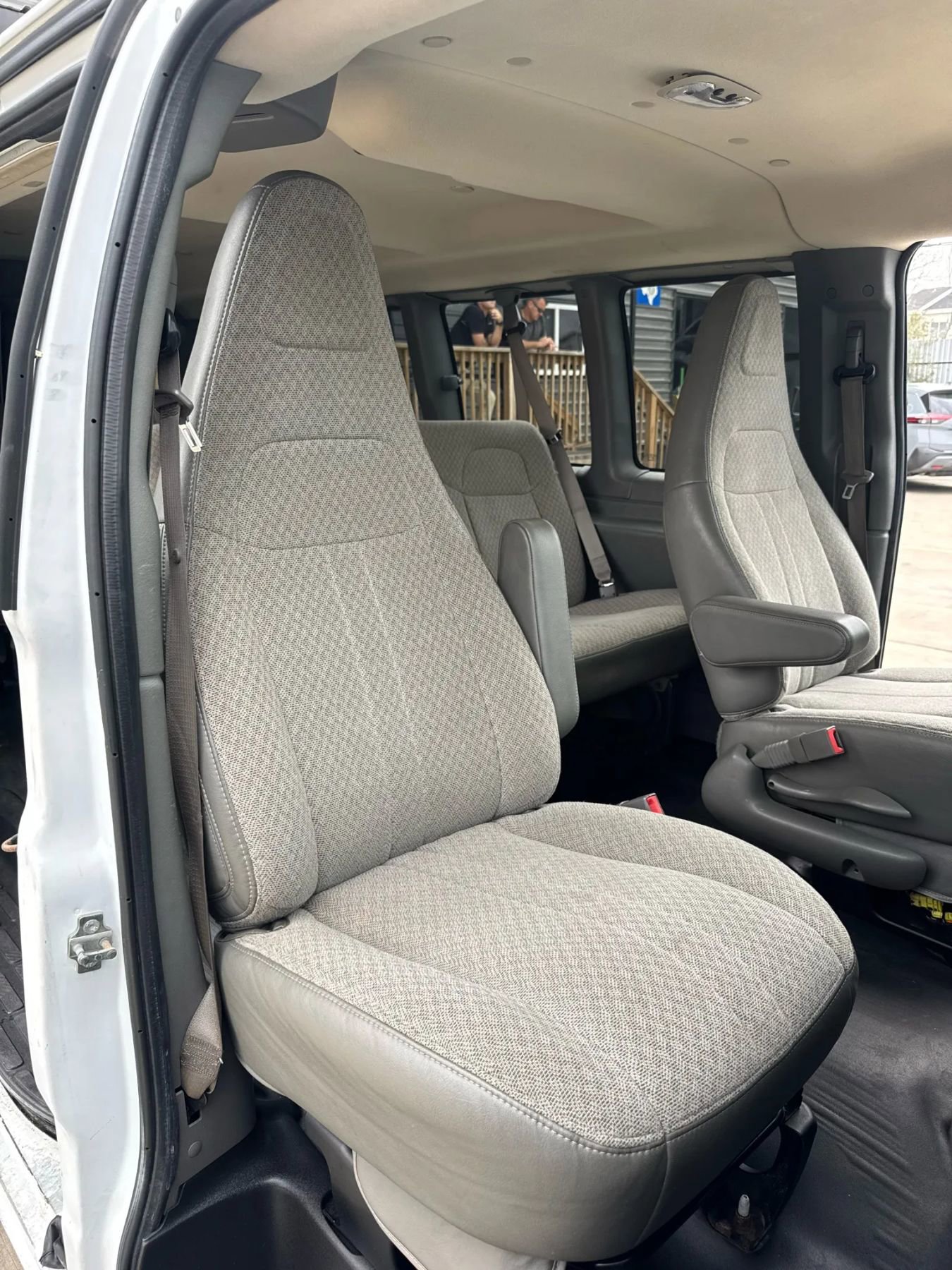 Used 2017 Chevrolet Express 2500 LS image 35