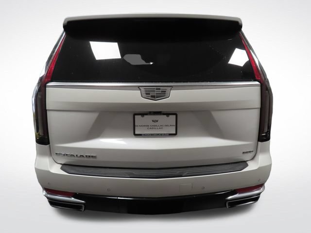 Certified 2022 Cadillac Escalade Premium Luxury Platinum AWD/4WD image 4