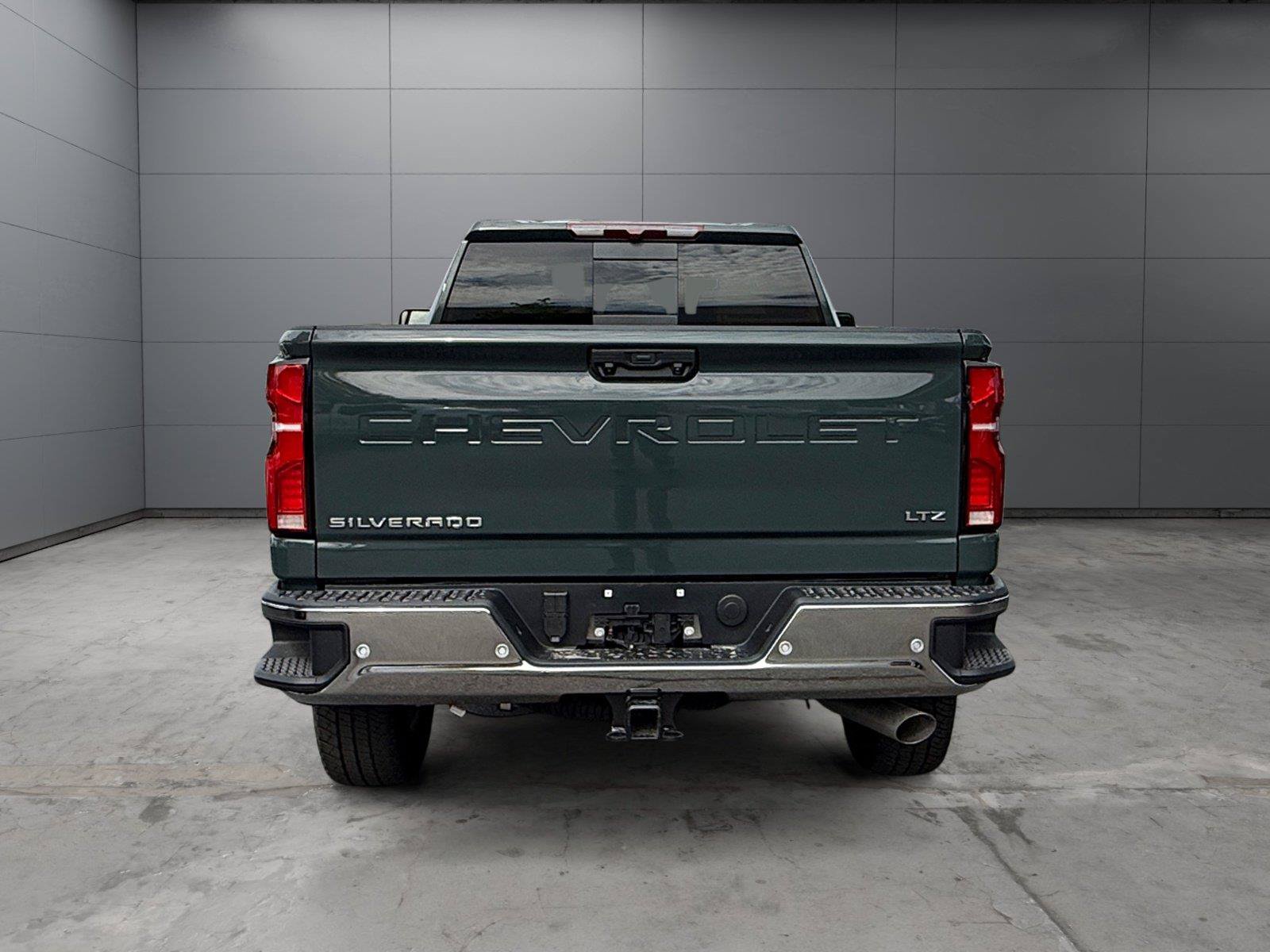 New 2026 Chevrolet Silverado 2500 LTZ w/ LTZ Convenience Package AWD/4WD image 4