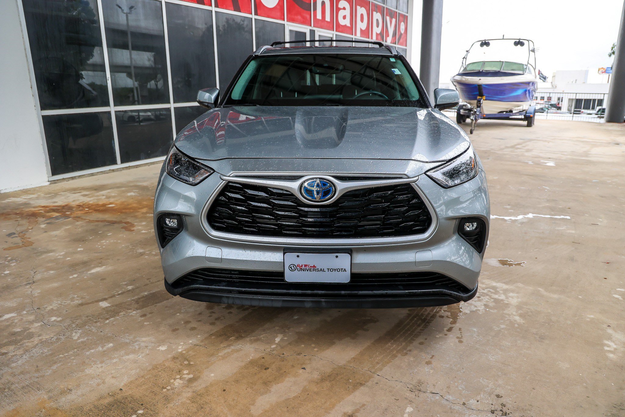 Used 2023 Toyota Highlander XLE FWD image 3