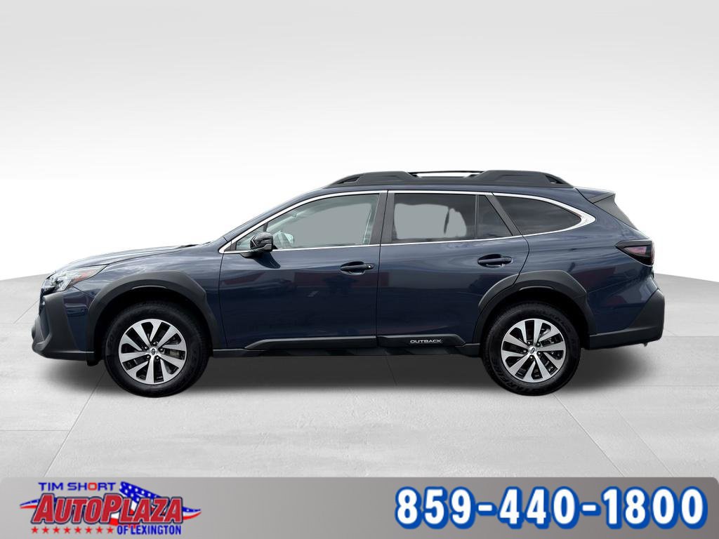 Used 2024 Subaru Outback Premium AWD/4WD image 12
