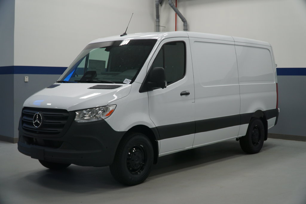 New 2026 Mercedes-Benz Sprinter 2500 image 3