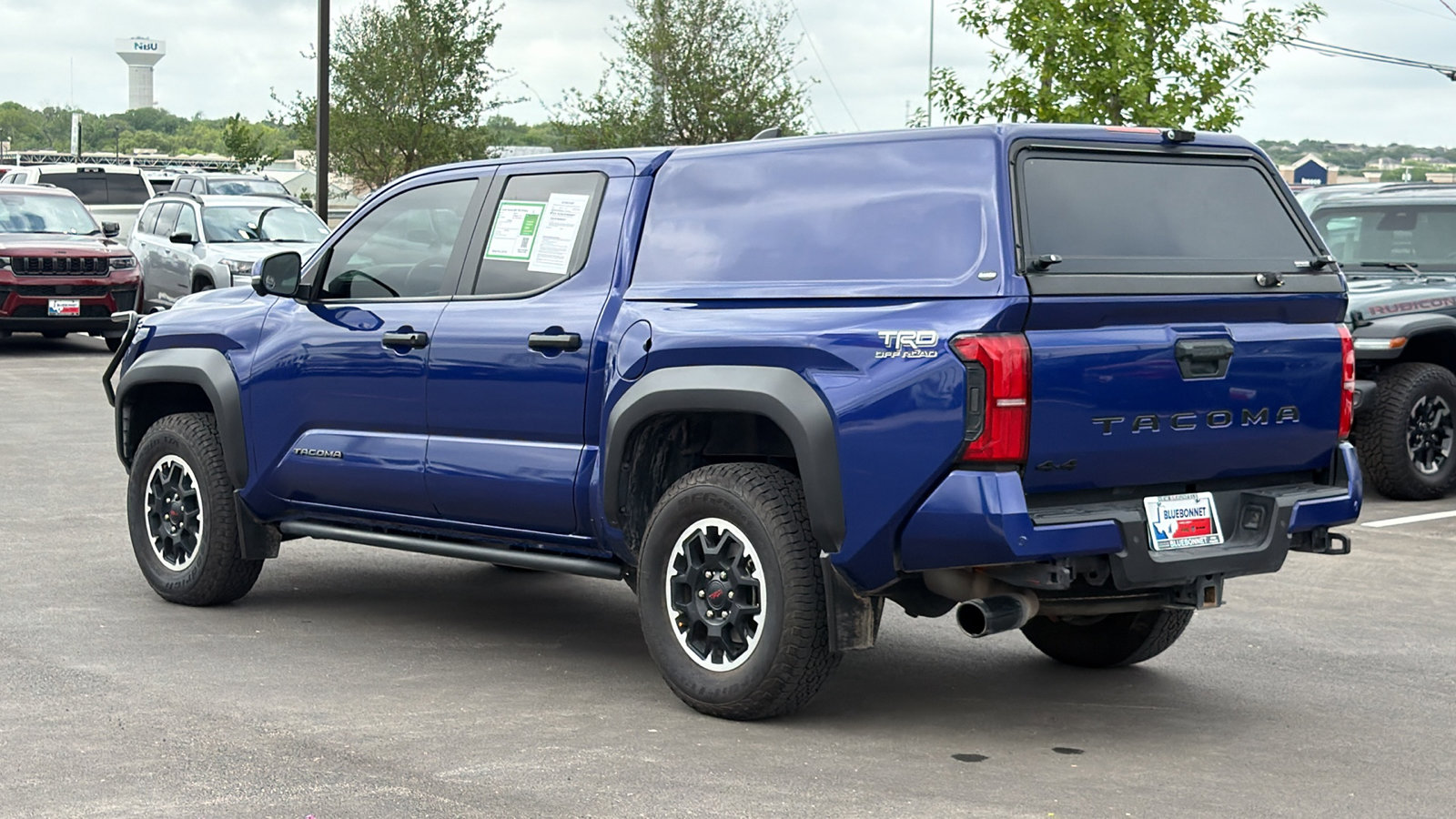 Used 2024 Toyota Tacoma TRD Off-Road w/ TRD Off Road Premium Package AWD/4WD image 7