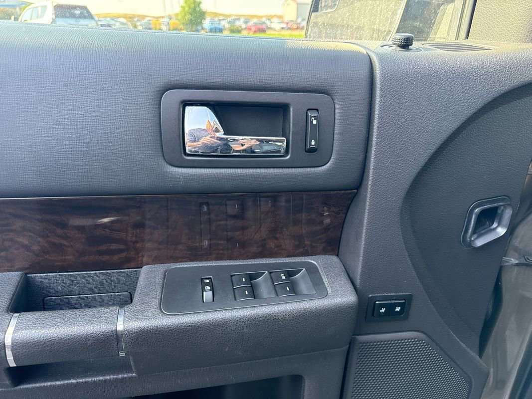 Used 2014 Ford Flex Limited w/ Equipment Group 301A image 12