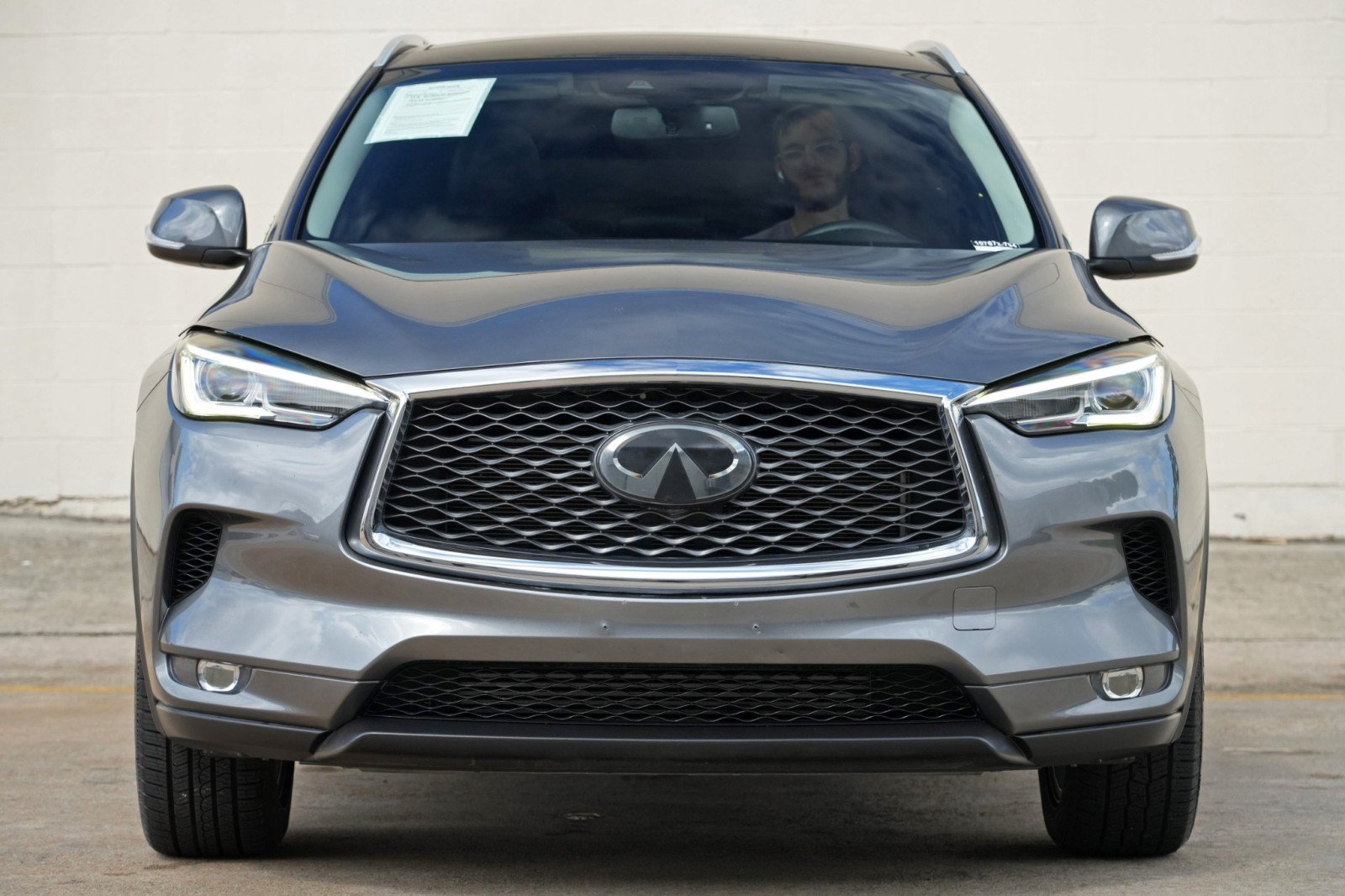 Used 2020 INFINITI QX50 Luxe w/ Navigation Package FWD image 6
