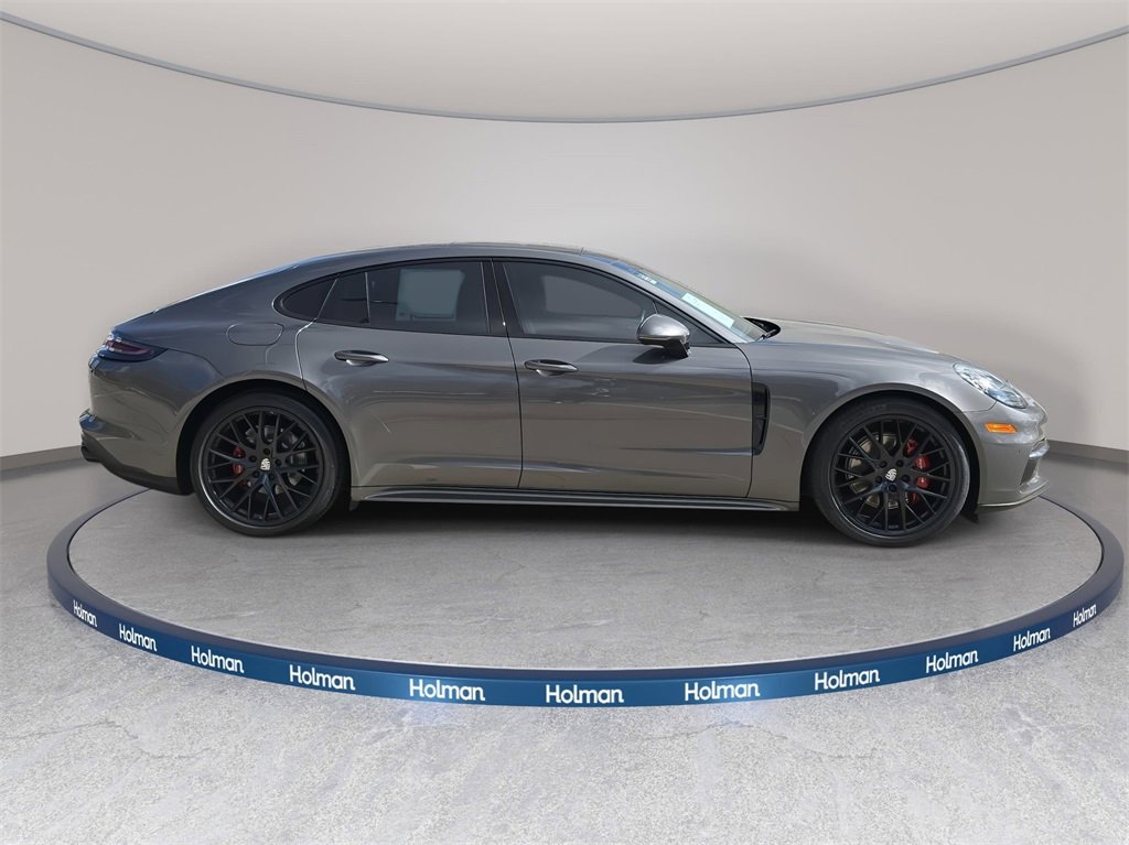 Used 2018 Porsche Panamera 4S image 3
