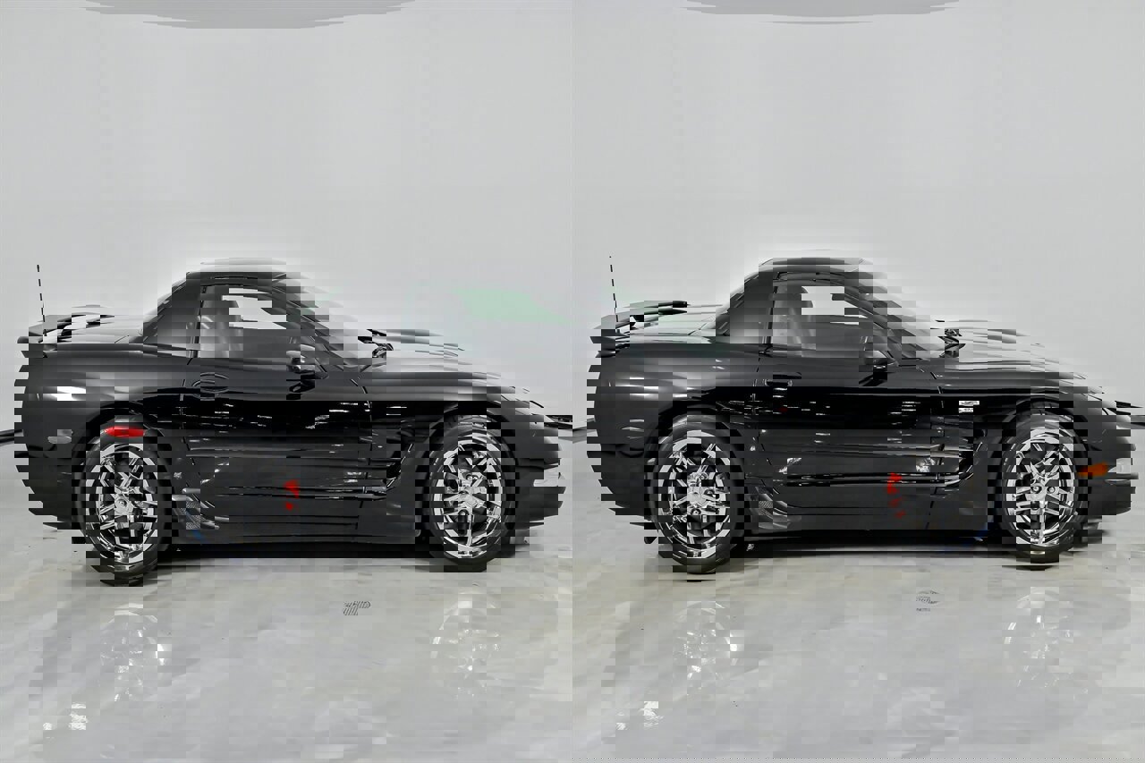 Used 2003 Chevrolet Corvette Z06 w/ Memory Package, 3 Drivers image 14