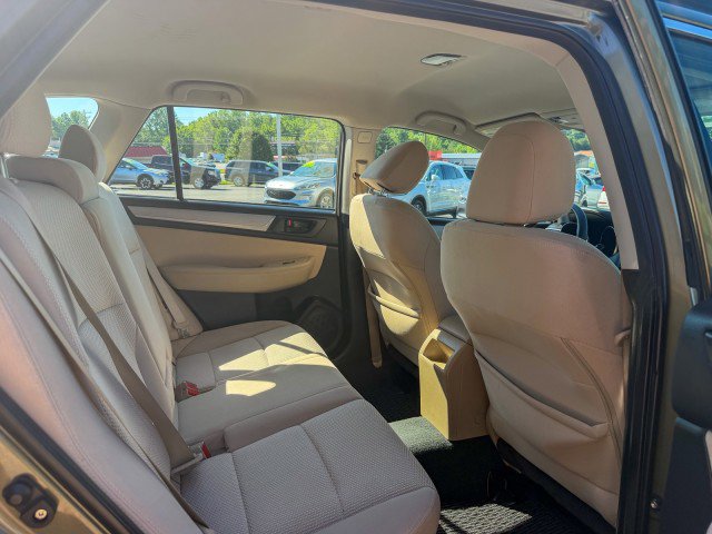 Used 2018 Subaru Outback 2.5i AWD/4WD image 16
