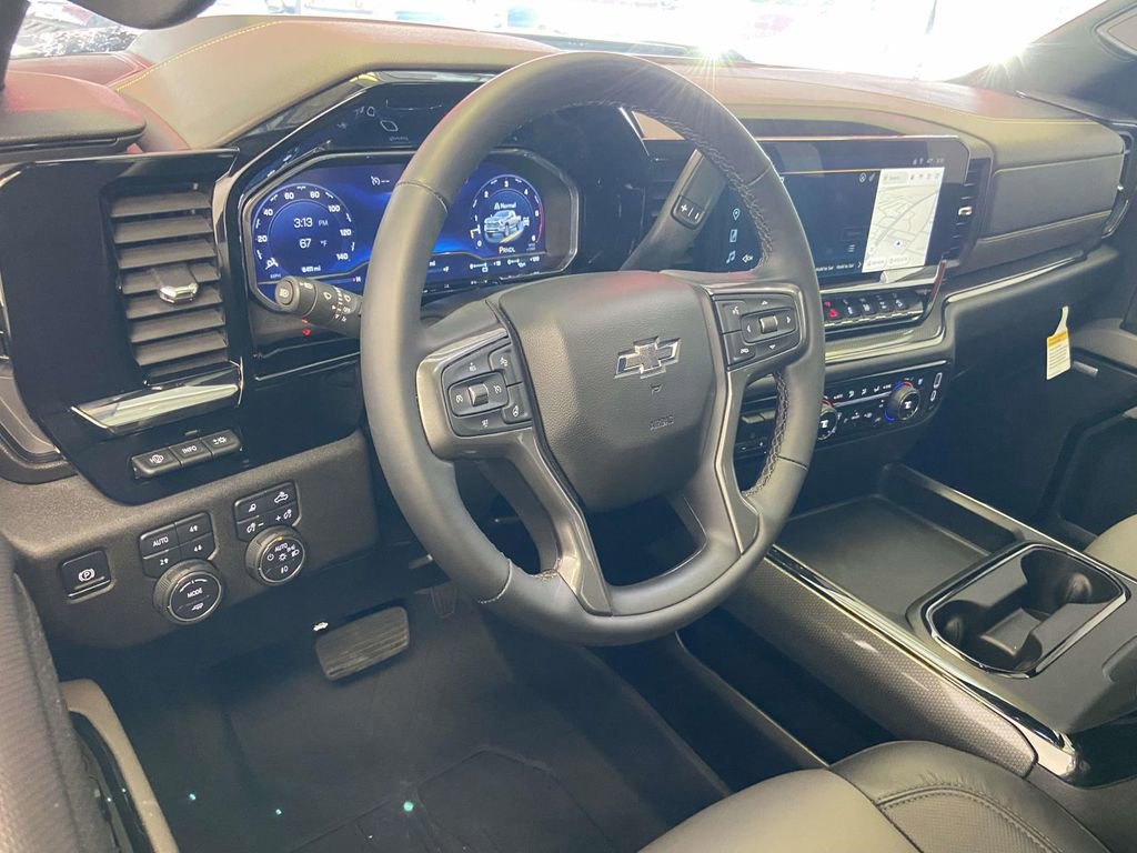 Used 2025 Chevrolet Silverado 2500 ZR2 w/ Technology Package image 19