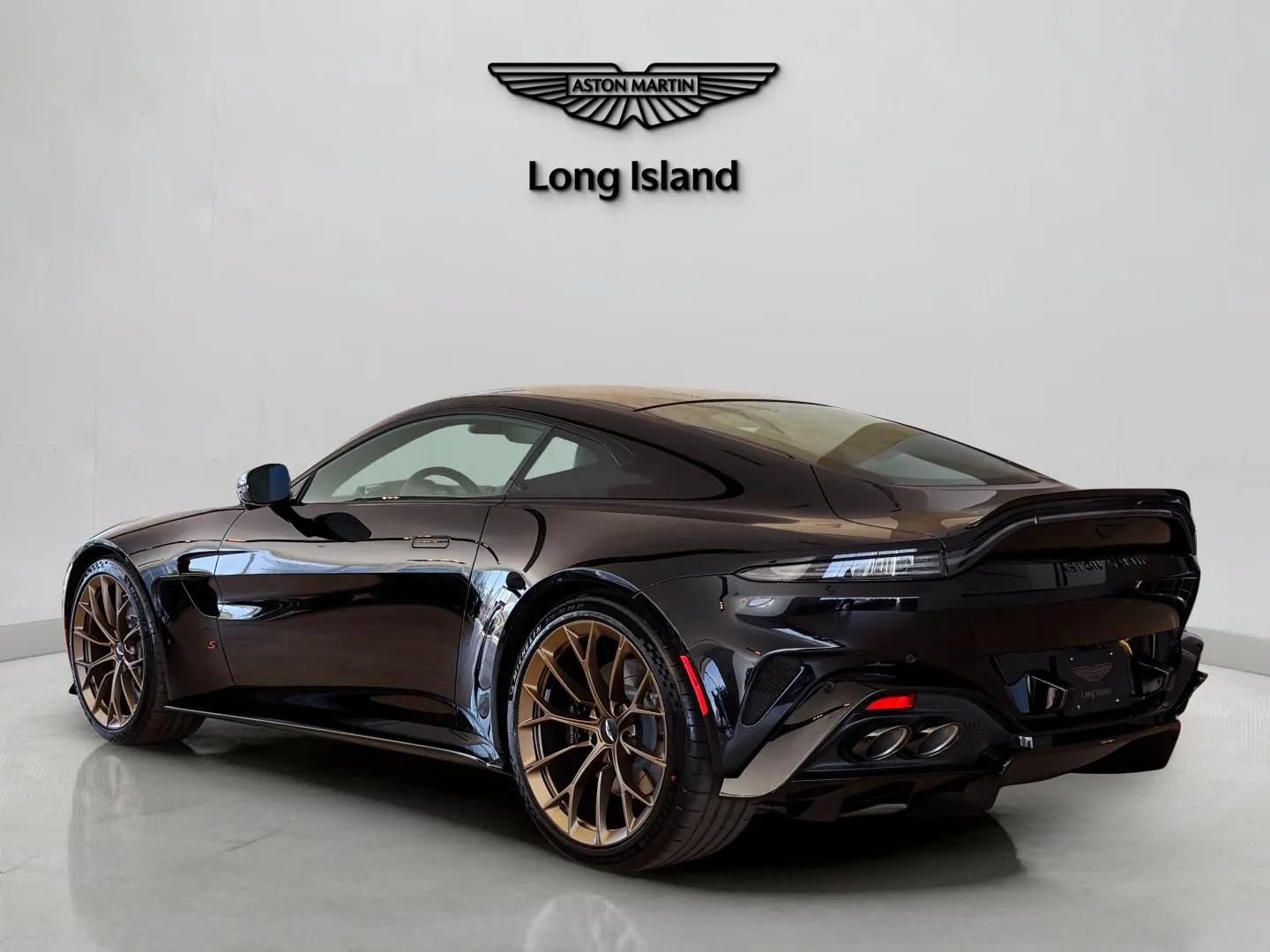New 2026 Aston Martin V8 Vantage S RWD image 4