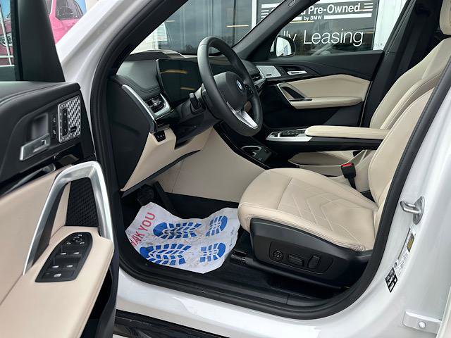 Certified 2025 BMW X1 xDrive28i w/ Premium Package image 14