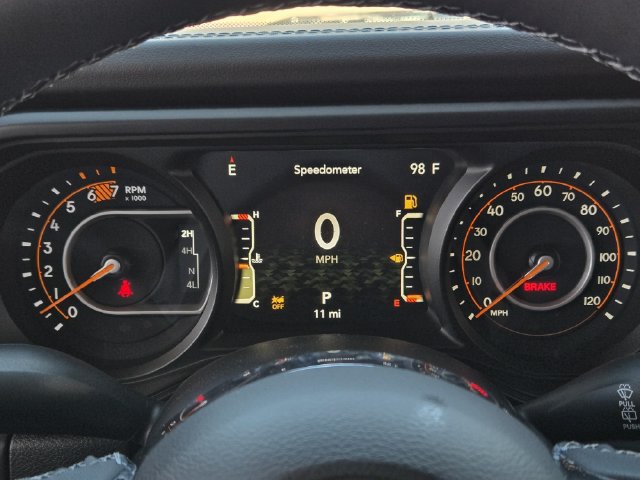 New 2026 Jeep Wrangler Unlimited Sahara AWD/4WD image 12