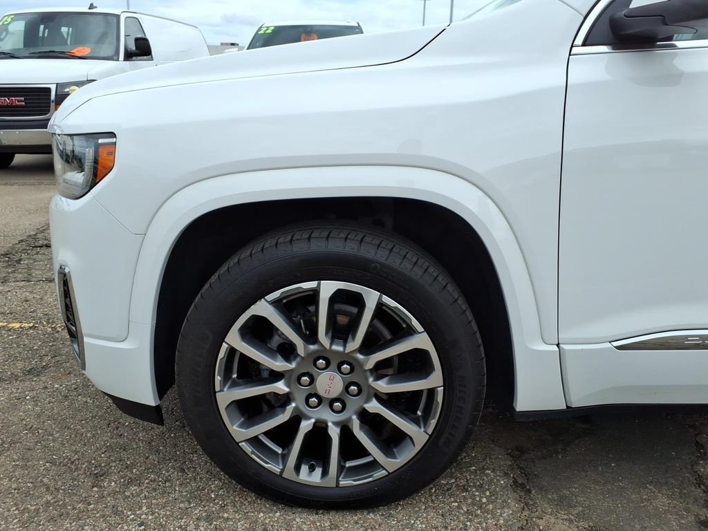 Used 2023 GMC Acadia Denali w/ Denali Technology Package AWD/4WD image 26
