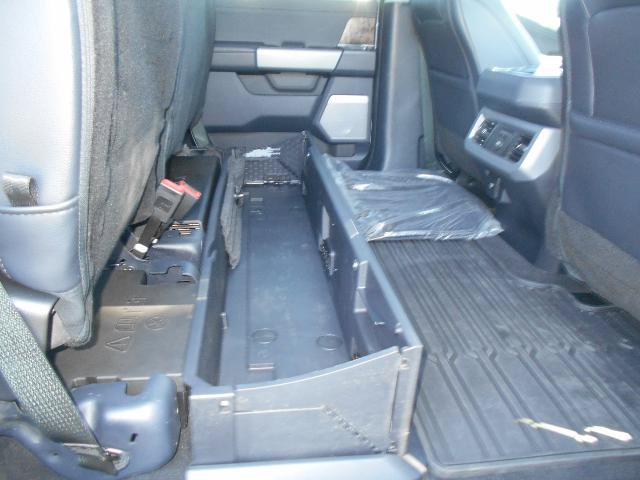 Certified 2025 Ford F250 Lariat w/ Tremor Off-Road Package AWD/4WD image 8