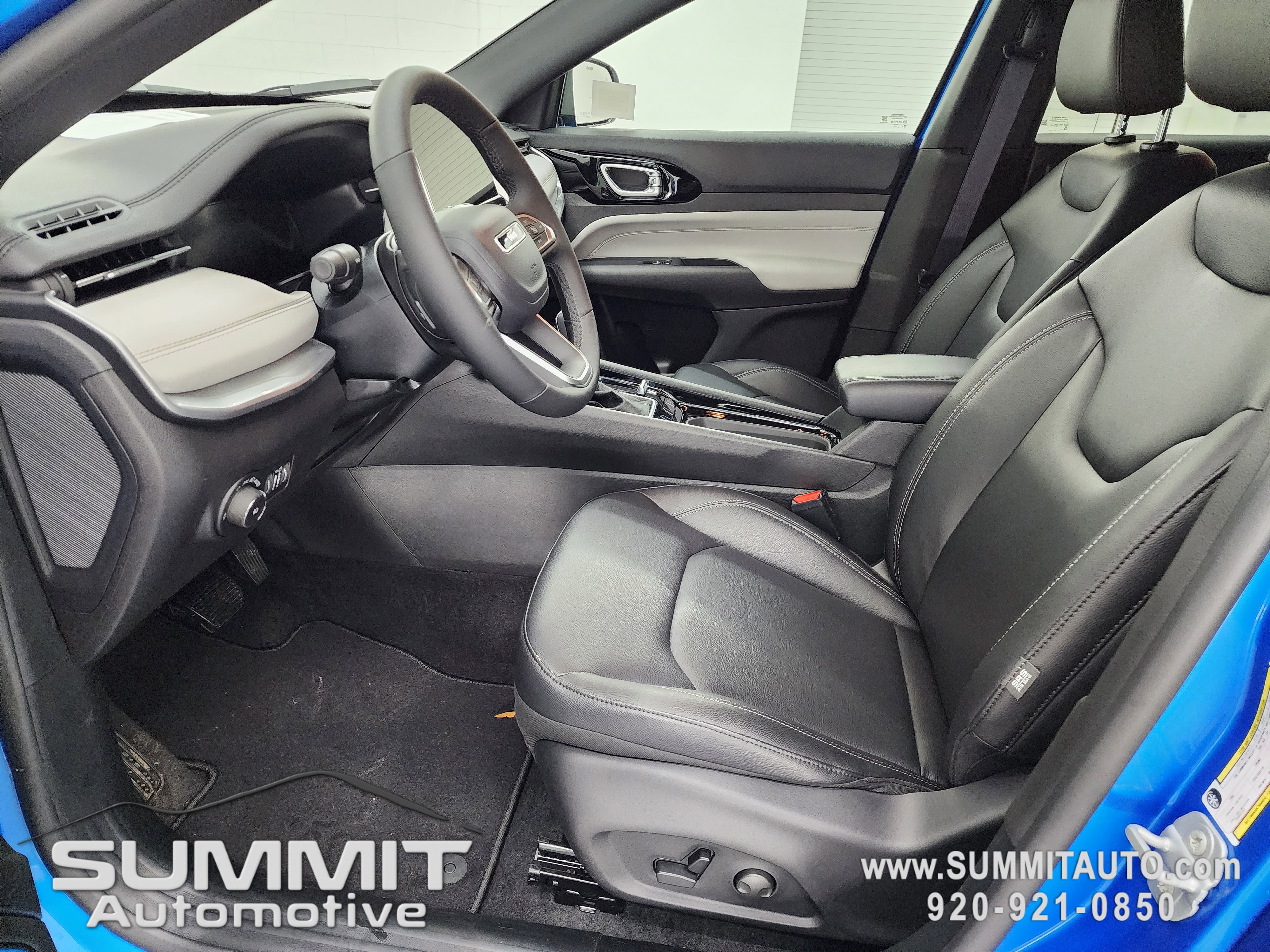 New 2026 Jeep Compass Limited w/ Sun, Sound & Navigation Group image 8