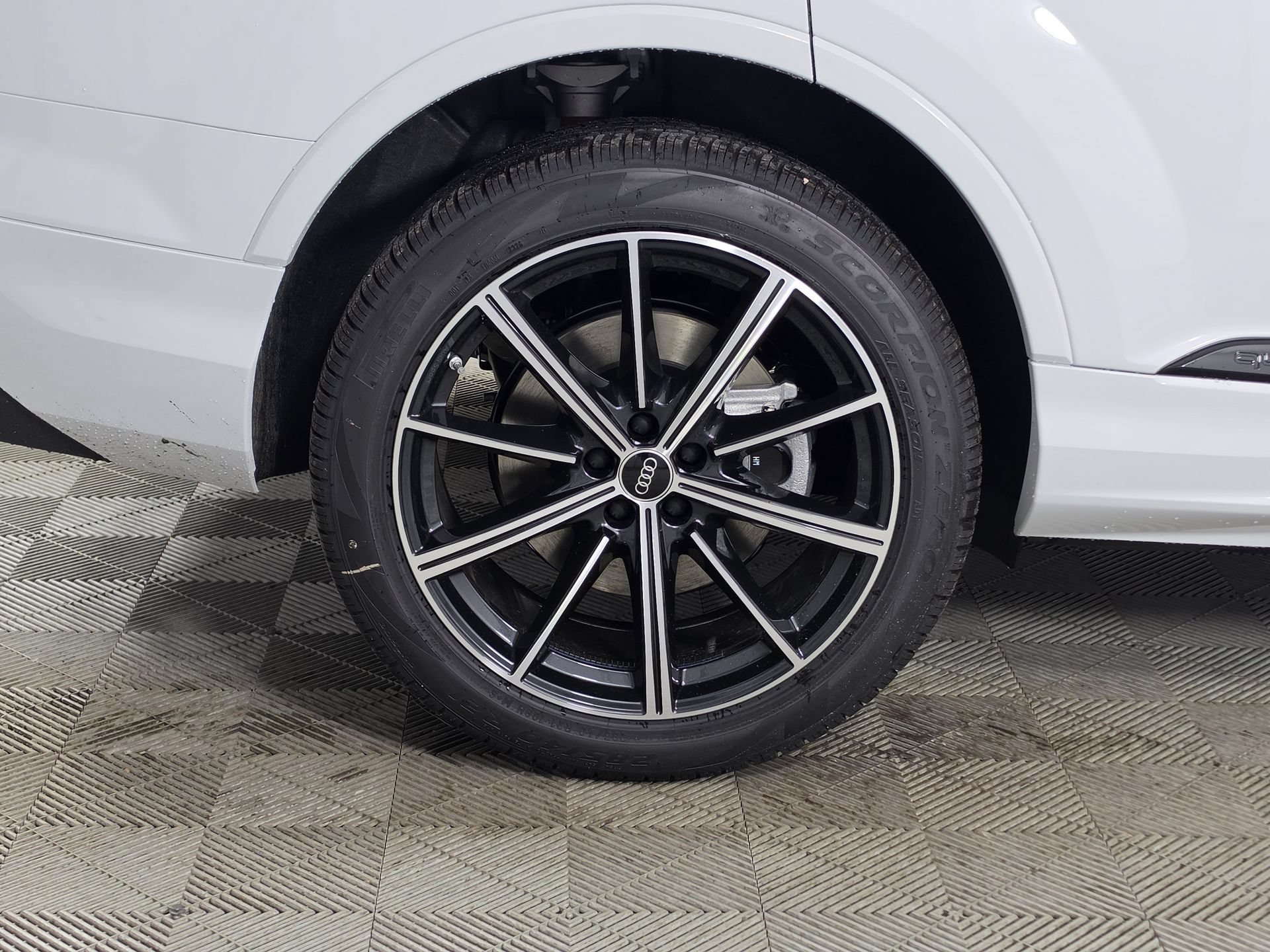 New 2026 Audi Q7 2.0T Premium Plus AWD/4WD image 7