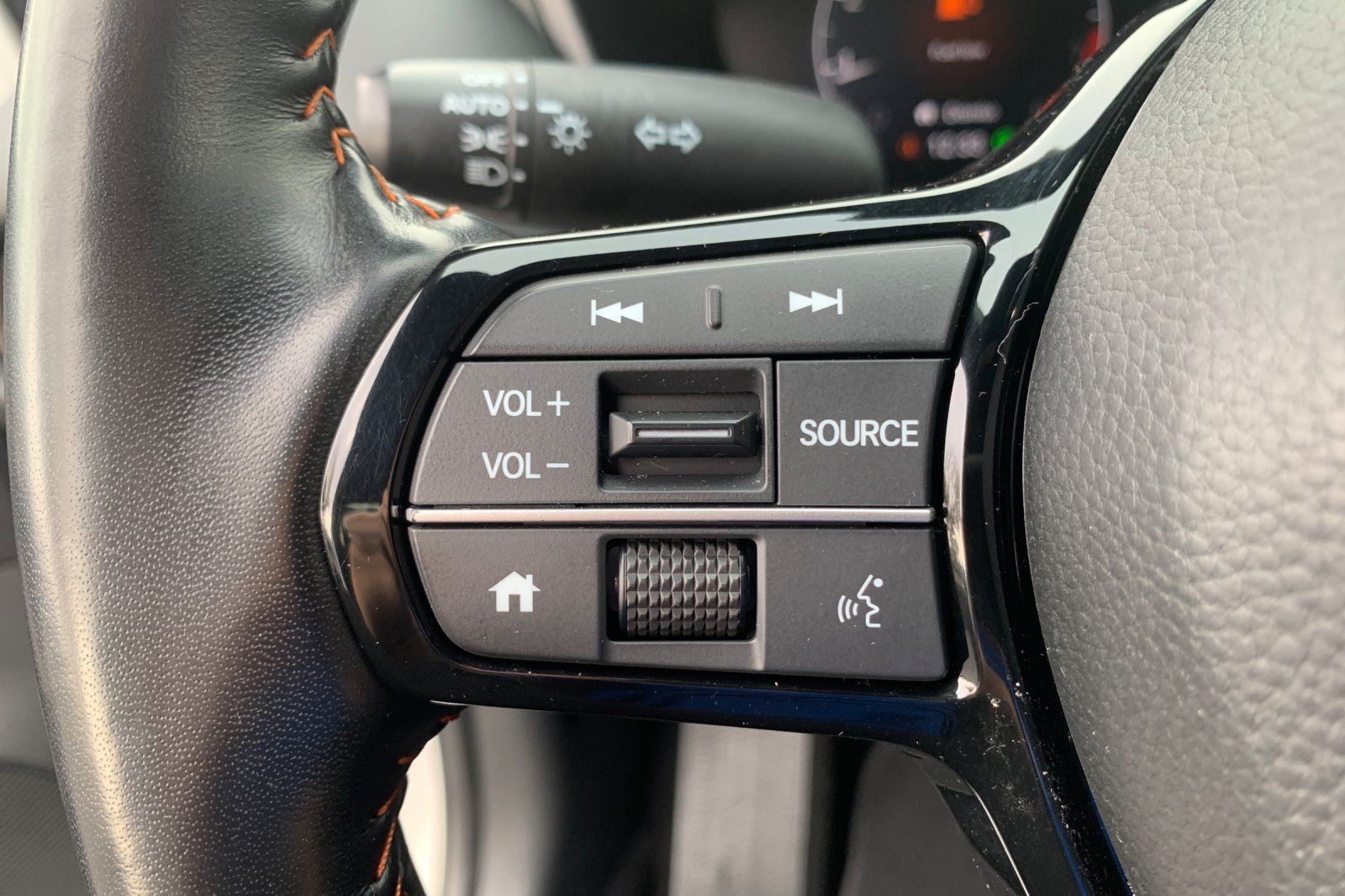 Used 2025 Honda HR-V Sport image 29