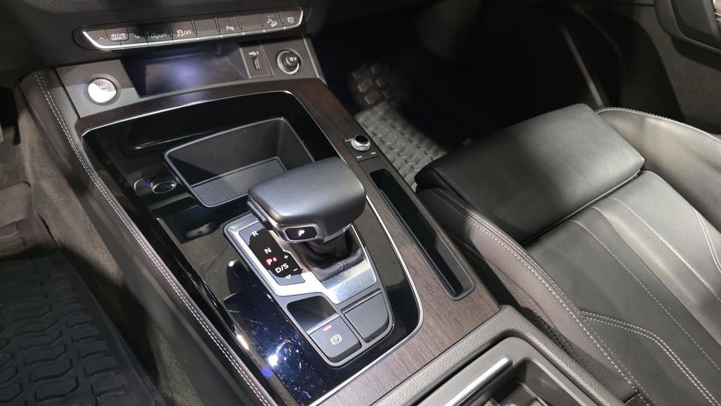 Used 2022 Audi Q5 2.0T Premium Plus image 27