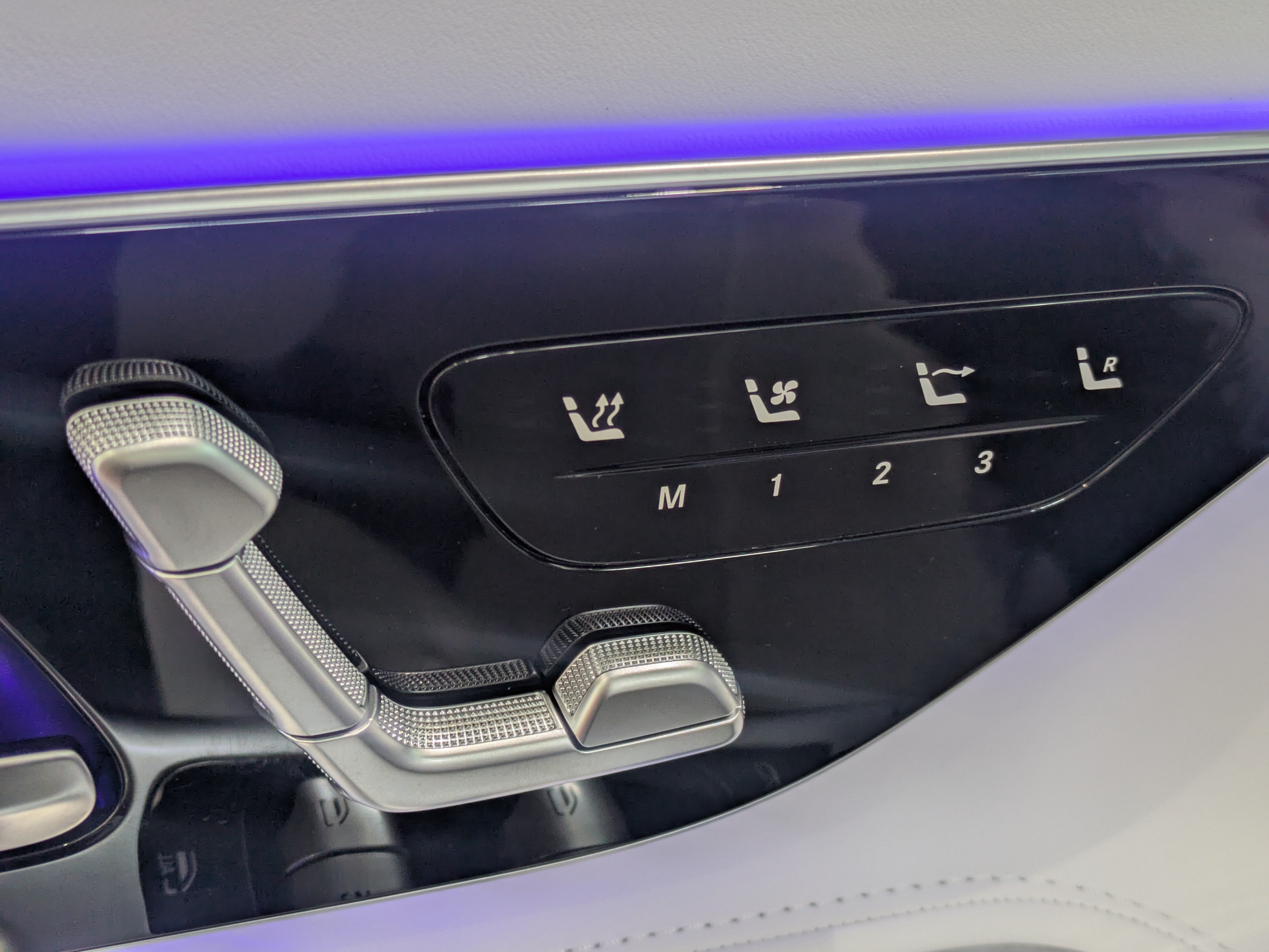 New 2026 Mercedes-Benz Maybach SL 680 image 18