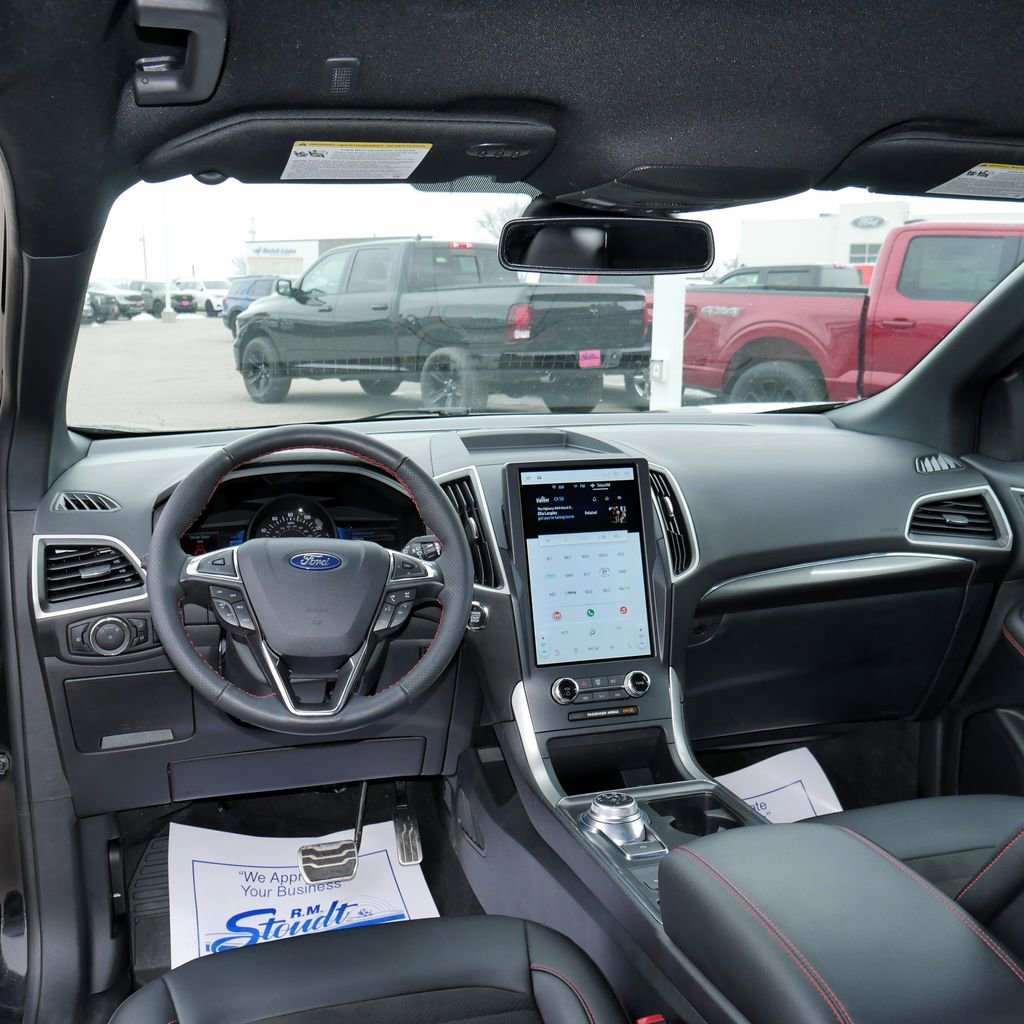 Used 2024 Ford Edge ST-Line AWD/4WD image 32