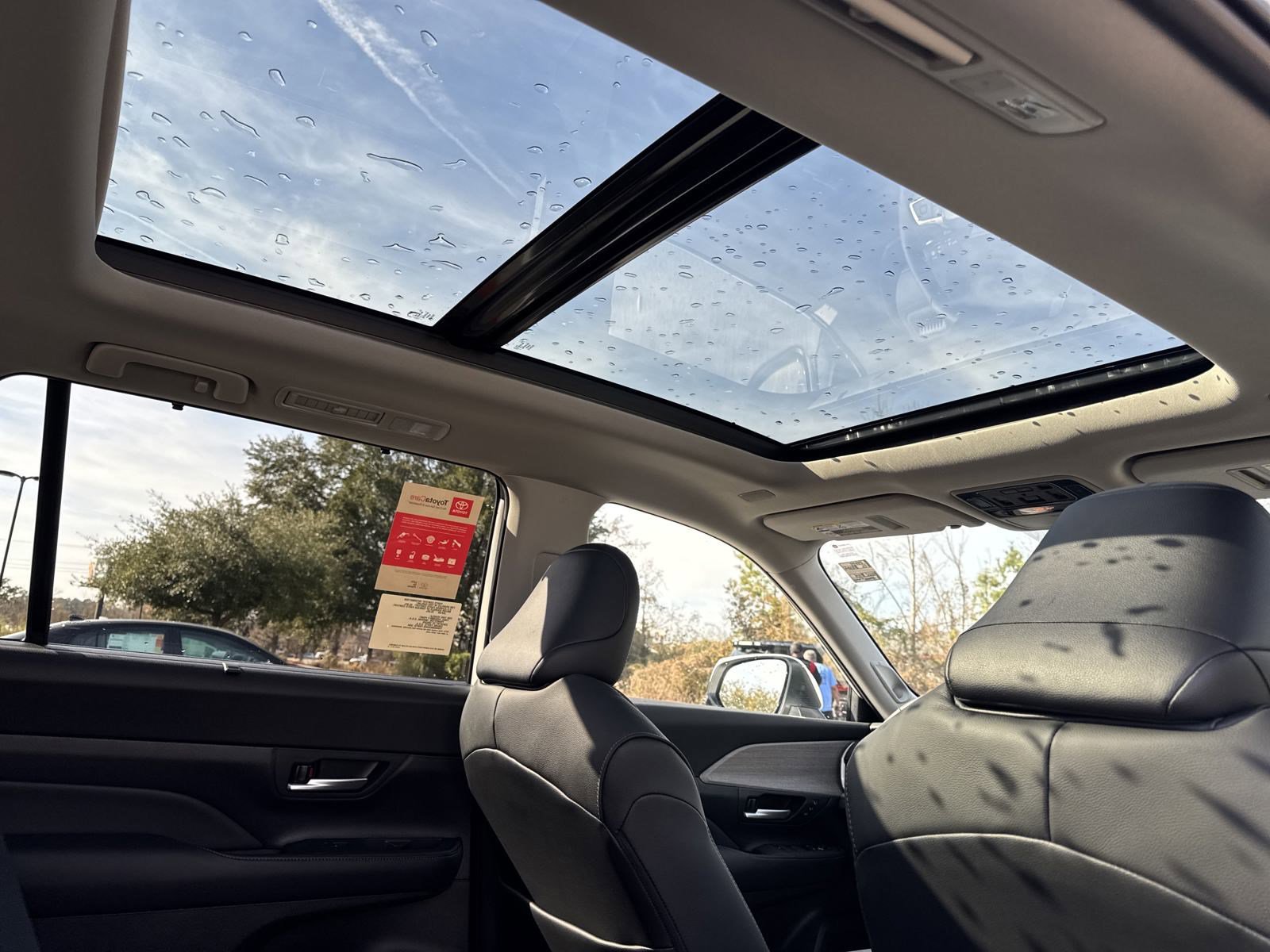 New 2025 Toyota Grand Highlander AWD image 32