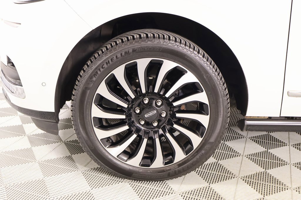 Used 2023 Lincoln Navigator L Black Label image 20