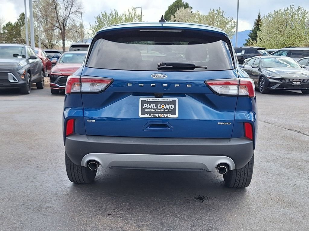 Used 2022 Ford Escape SE image 4