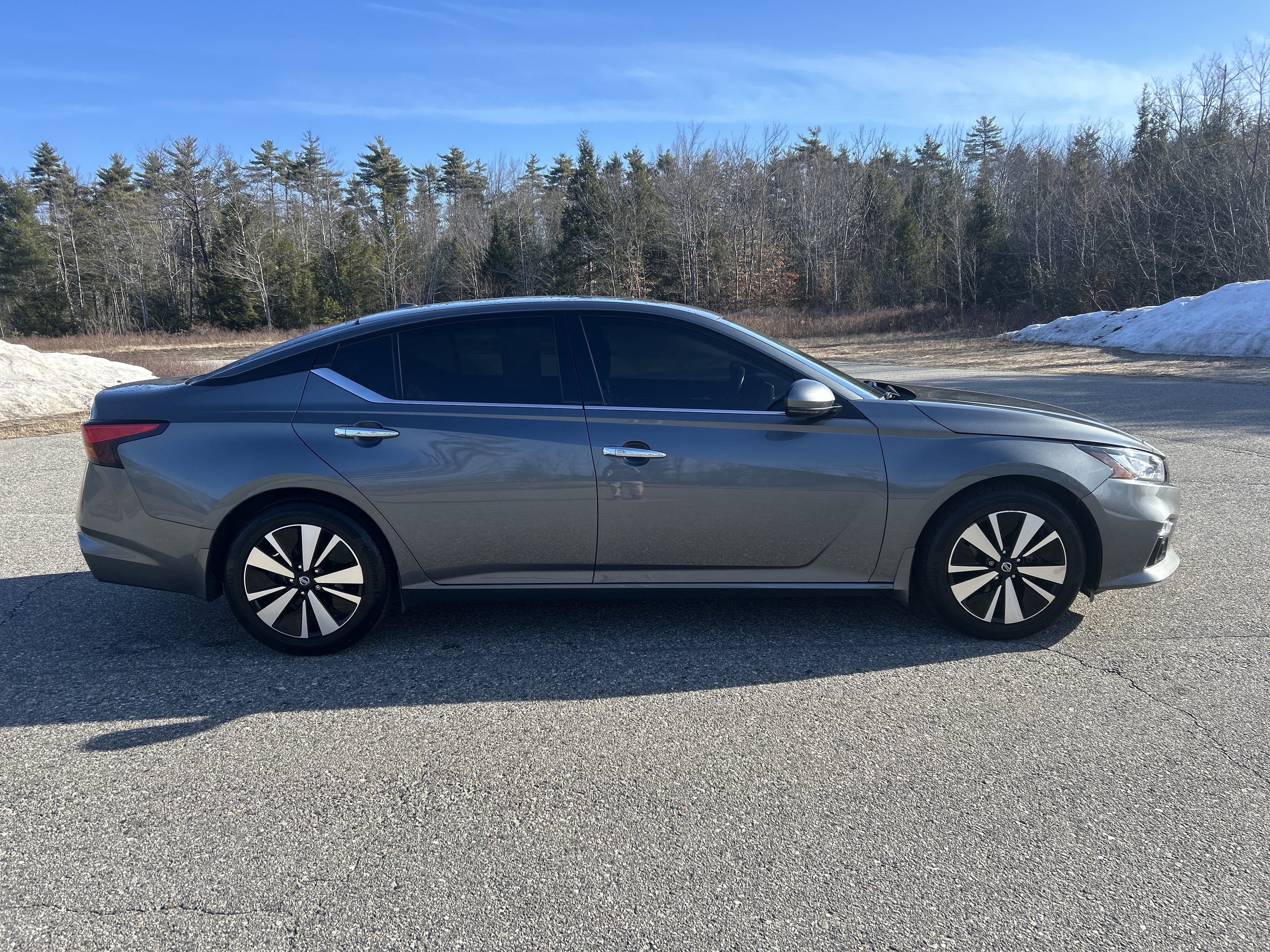 Used 2019 Nissan Altima 2.5 SV FWD image 4