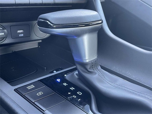 Certified 2025 Hyundai Elantra Sport image 26