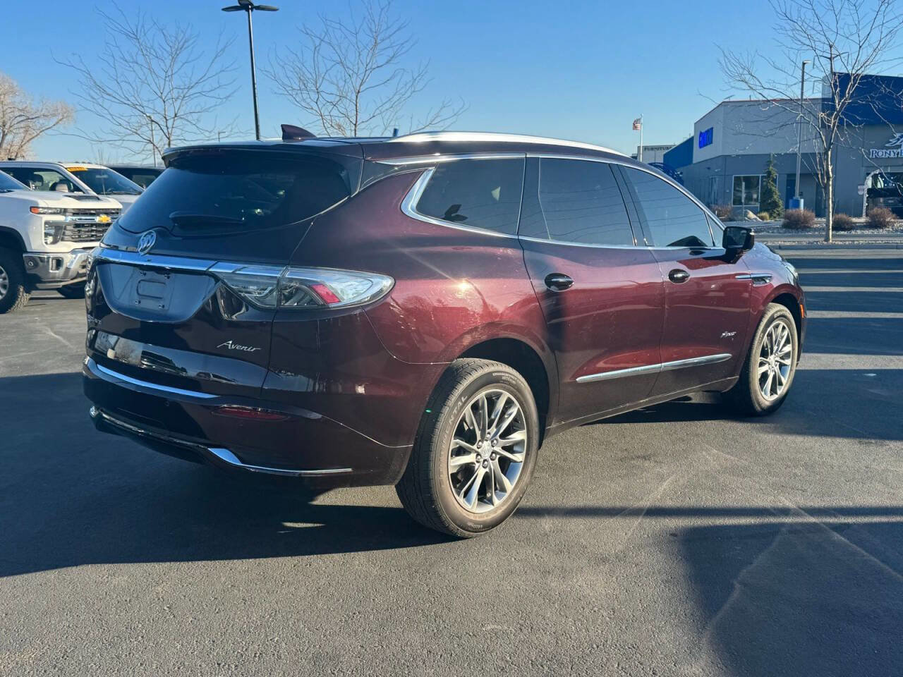 Used 2022 Buick Enclave Avenir w/ Avenir Technology Package image 7