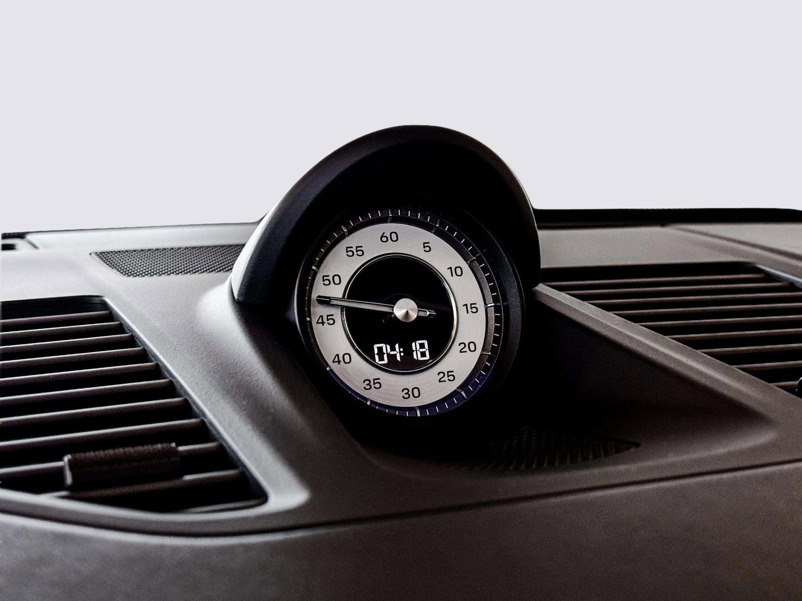 Used 2022 Porsche 911 Turbo S image 35