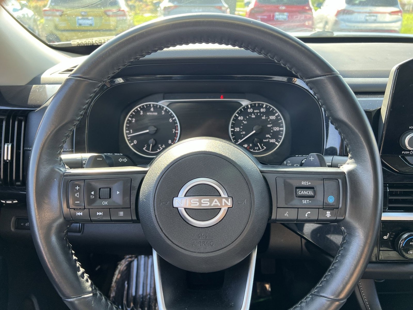 Used 2024 Nissan Pathfinder SV FWD image 24