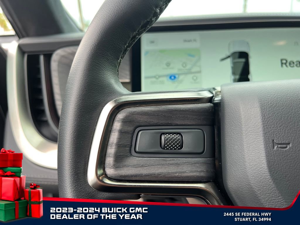 Used 2023 Rivian R1S Adventure image 25