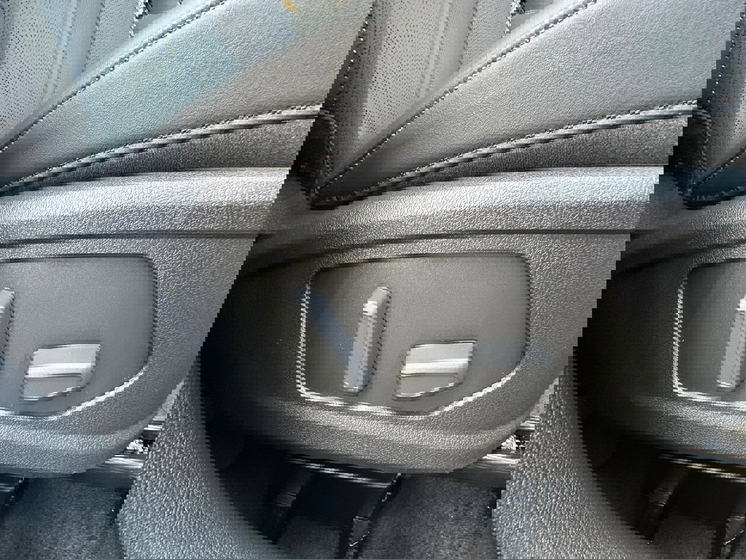 New 2026 Kia Sorento X-Line EX image 30