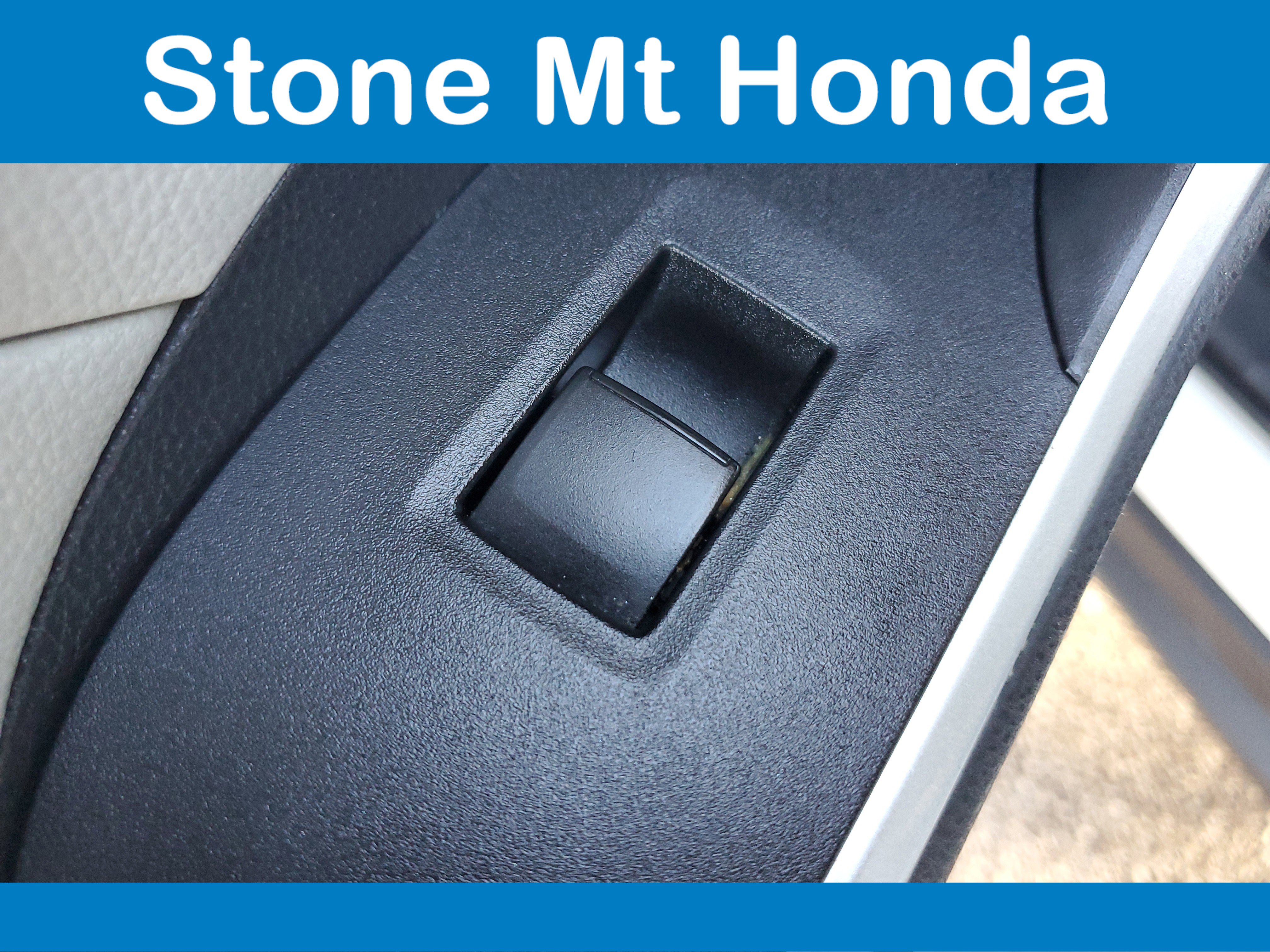 Used 2021 Toyota RAV4 XLE image 14