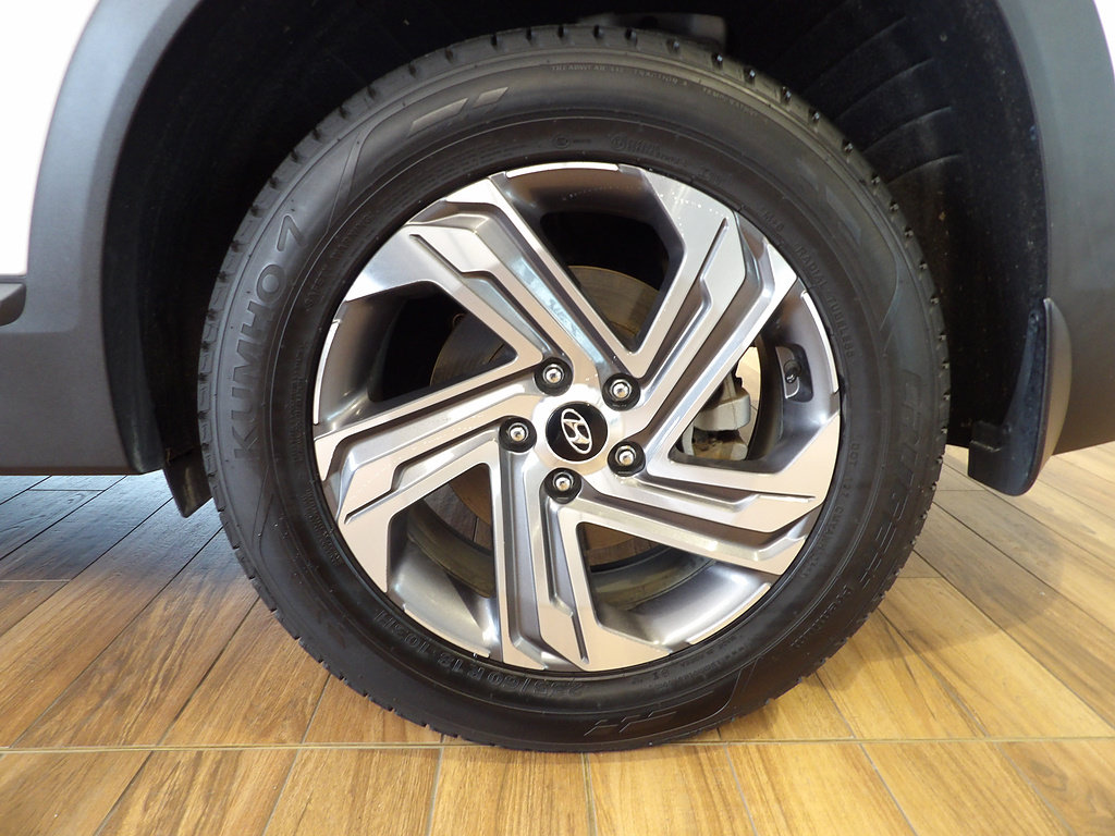 Used 2023 Hyundai Santa Fe SEL w/ Winter Weather Package AWD/4WD image 9